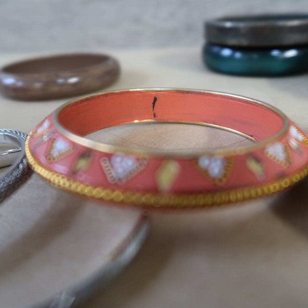 Vintage Bangle Bracelet 9 Pc Enamel Gold Tone 1 Monet Included Stackable Bundle - Picture 7 of 11